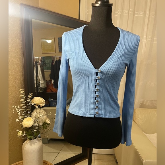 Reformation Tops - Reformation Gellar Button Front Long
Sleeve Ribbed Knit Top Parisian Blue.